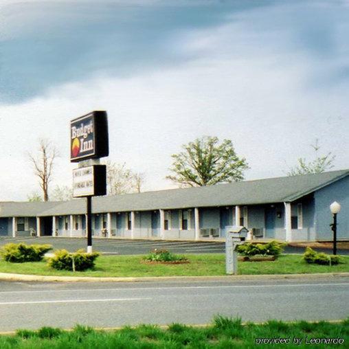 Budget Inn Lynchburg And Bedford Goode Экстерьер фото